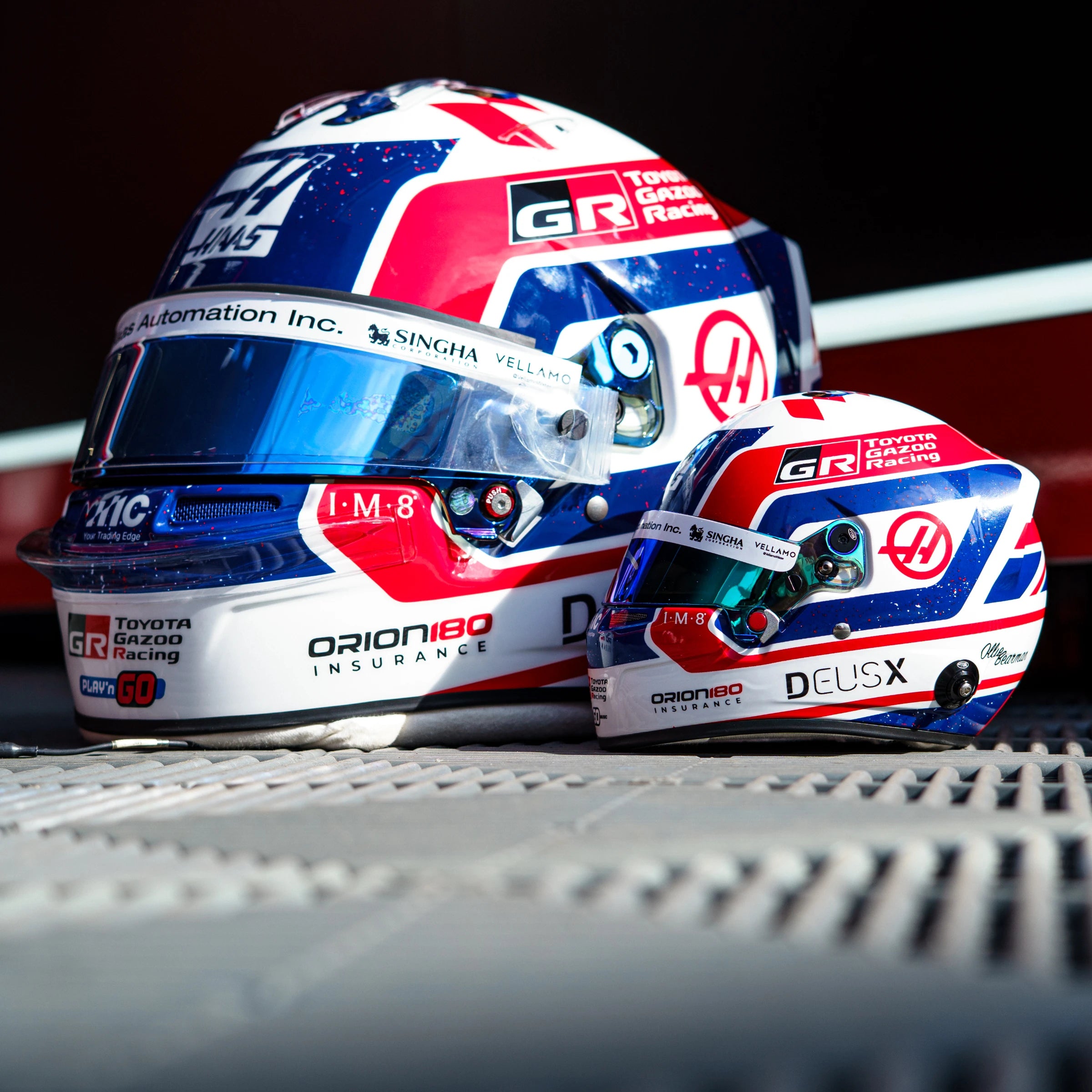 BRITISH 2026 Ollie Bearman 1:2 Scale Mini Helmet