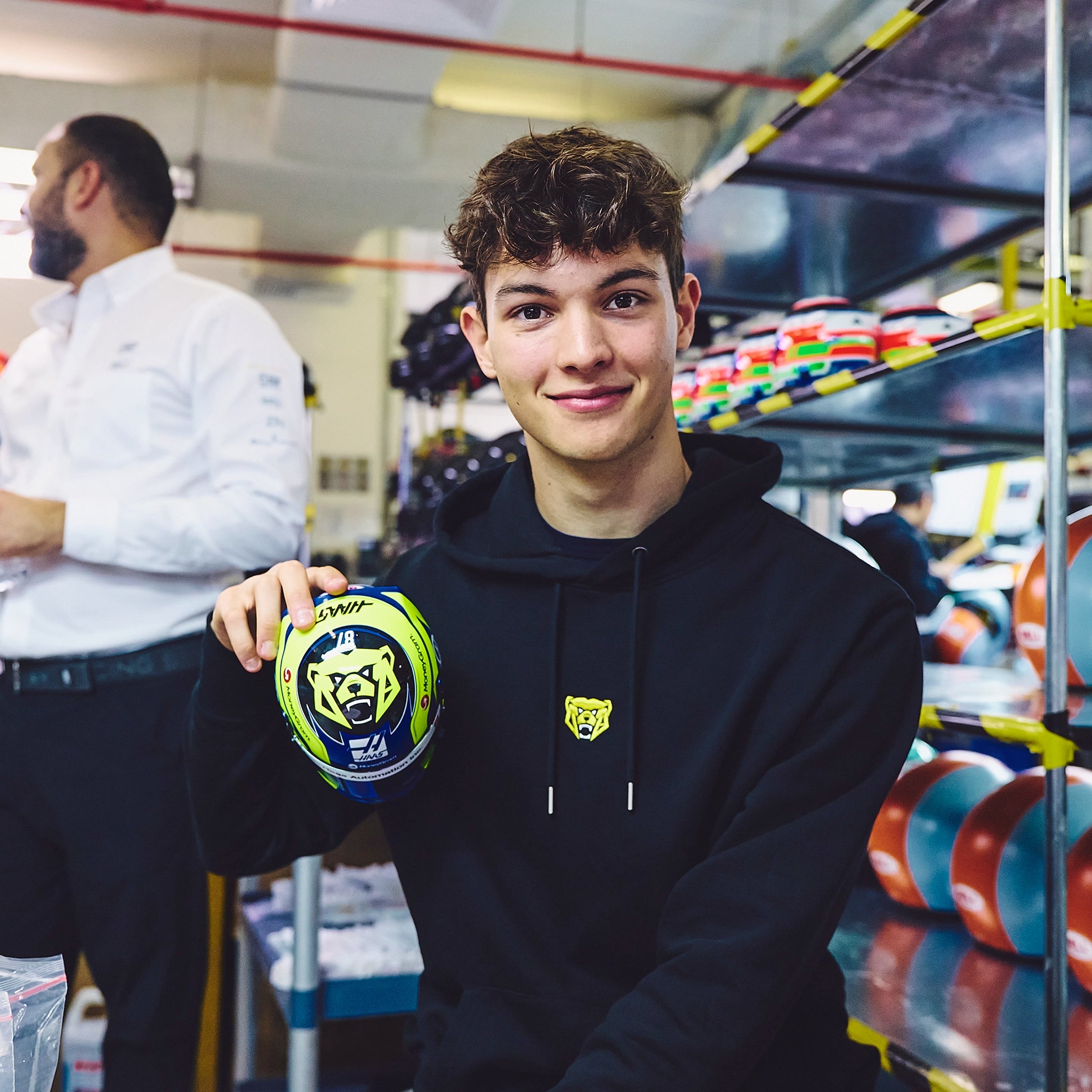 Ollie Bearman 2025 1:2 Scale Mini Helmet